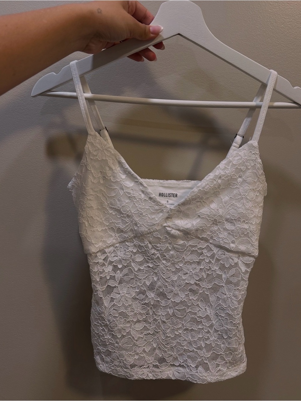 Hollister White Floral Lace Camisole Top